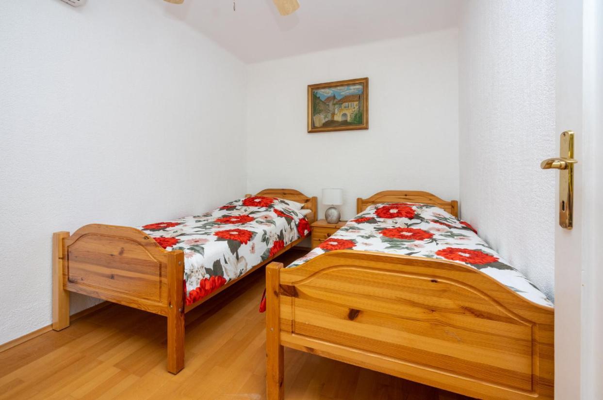 Kuca Za Odmor Antic - Holiday House Antic Новий Винодольський Екстер'єр фото